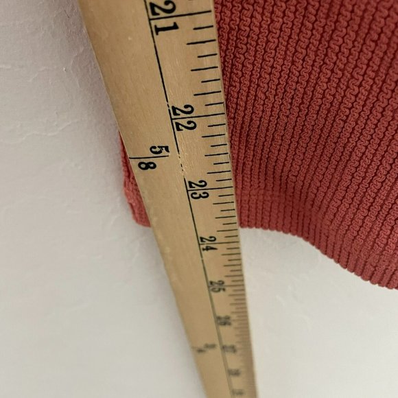 The Upside Apricot Pink Jacquard Textured Dance Midi Pant Leggings - Picture 11 of 11